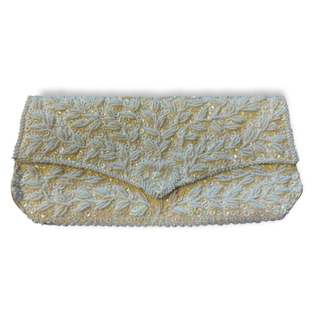 Vintage Sequin Pearl Corliss Clutch in EUC